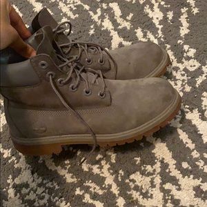 Gray girls timberlands size 5!!